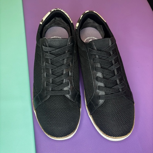 Dr. Scholl's Seaside Mesh Women’s Size 10 Sneaker - Picture 3 of 9